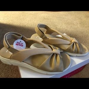 Tan Ryka sandals